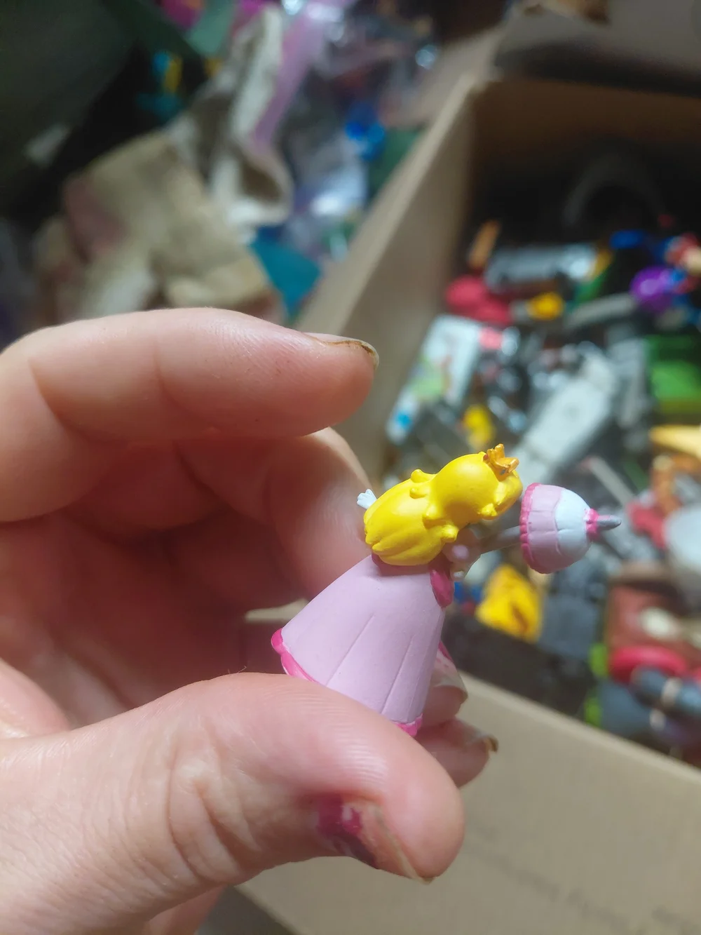 Super Mario Bros. Wonder mini collectible figure of Princess Peach cake topper